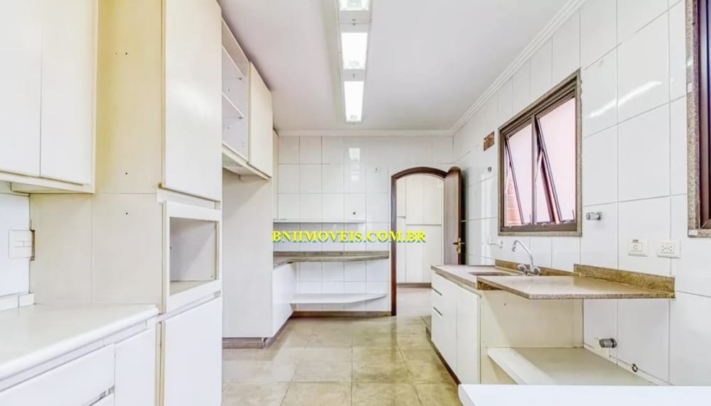 Apartamento para alugar com 3 quartos, 280m² - Foto 6