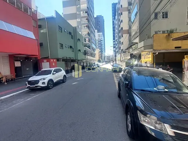 Apartamento com 150m² 3 quartos e 3 banheiros, para alugar, no bairro Meia Praia em Itapema