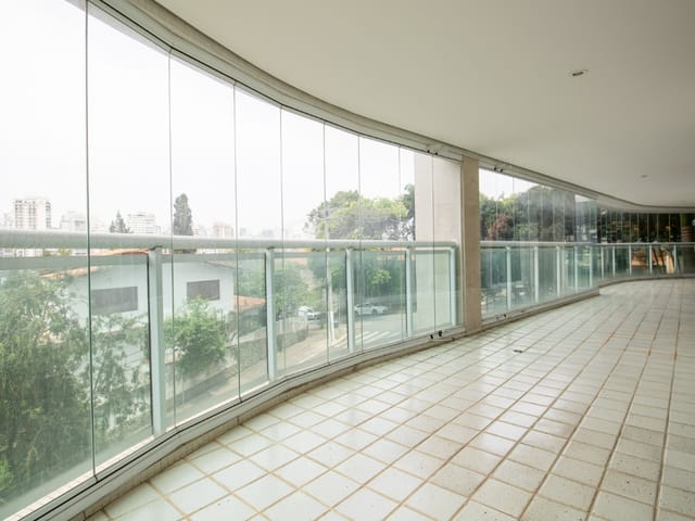 Foto do Apartamento - Apartamento tipo para venda em Pacaembu com 4 quartos, sendo 4 suítes, 438m² | Lares e Andares Imóveis