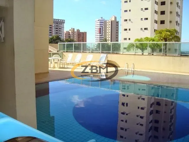 Apartamento com 215m² 4 quartos e 4 banheiros, à venda, no bairro Centro em Londrina