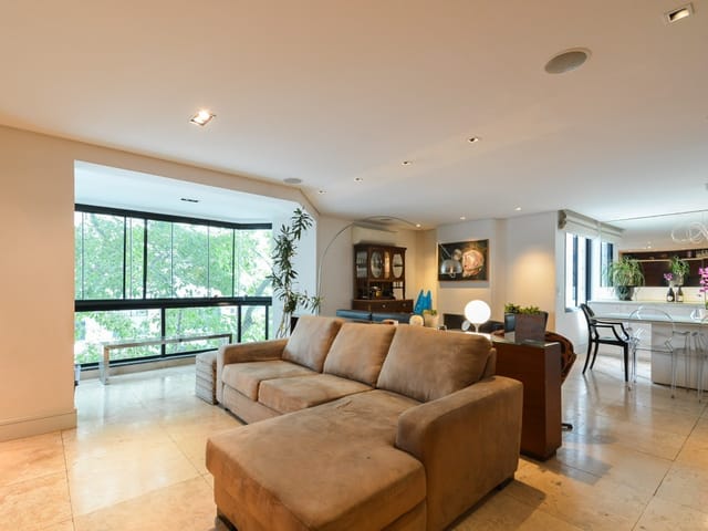 Foto do Apartamento - Apartamento Alto Padrão com Lareira e Varanda Gourmet  Sofisticado de 4 Quartos em Moema com Lazer | Paulista Imóveis