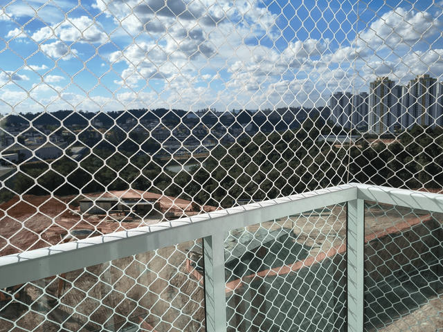 Apartamento 4 quartos e 4 banheiros, para alugar, no bairro Jardim Santa Bárbara em Embu das Artes