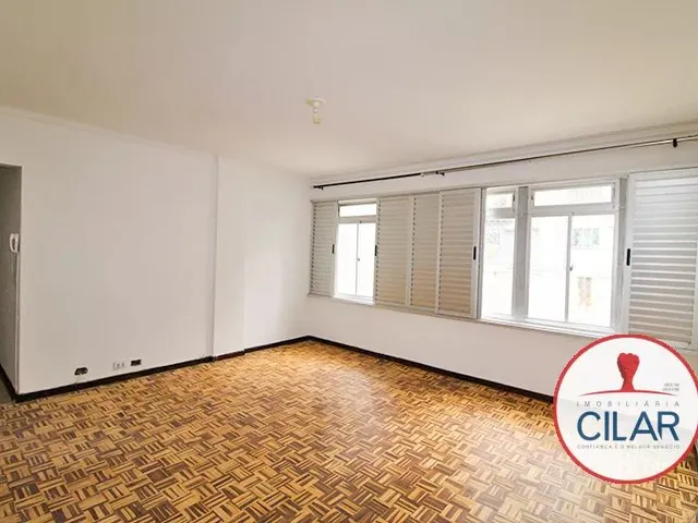 Apartamento 3 quartos e 2 banheiros, à venda, no bairro Centro em Curitiba