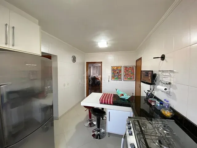 Apartamento com 195m² 3 quartos e 1 banheiro, à venda, no bairro Matriz em Mauá