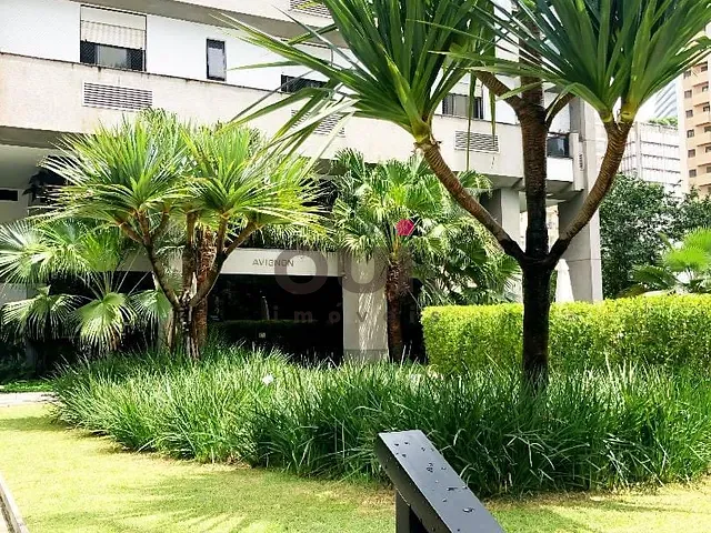 Apartamento 4 quartos e 5 banheiros, à venda, no bairro Itaim Bibi em São Paulo