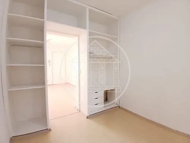 Apartamento 2 quartos e 1 banheiro, à venda, no bairro Parque das Árvores em São Paulo