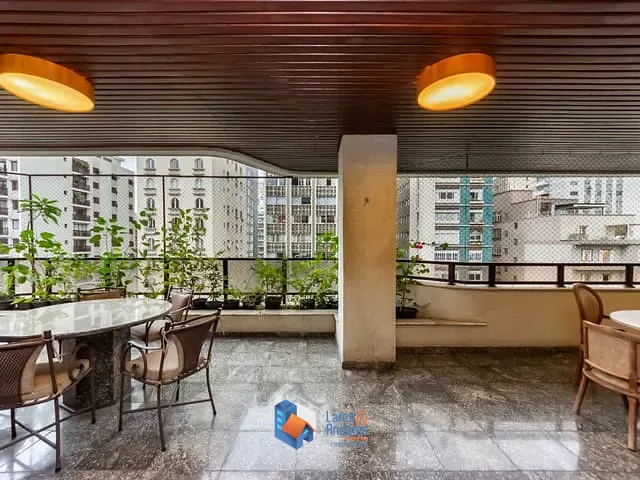 Apartamento com 437m² 4 quartos e 6 banheiros, à venda, no bairro Cerqueira César em São Paulo