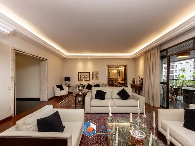 Apartamento com 437m² 4 quartos e 6 banheiros, à venda, no bairro Cerqueira César em São Paulo