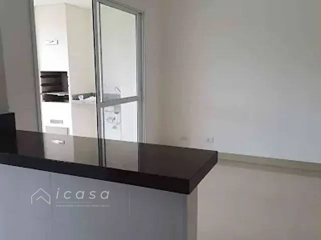 Apartamento com 96m² 3 quartos e 2 banheiros, à venda ou para alugar, no bairro Centro em Jacareí
