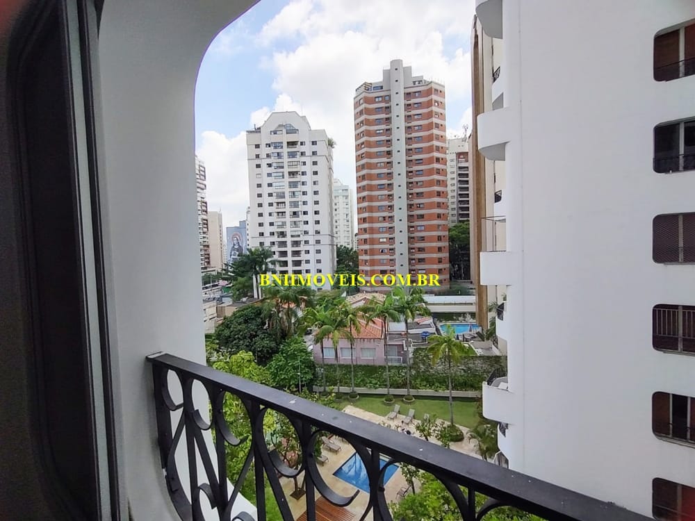 Apartamento, 3 quartos, 130 m² - Foto 1