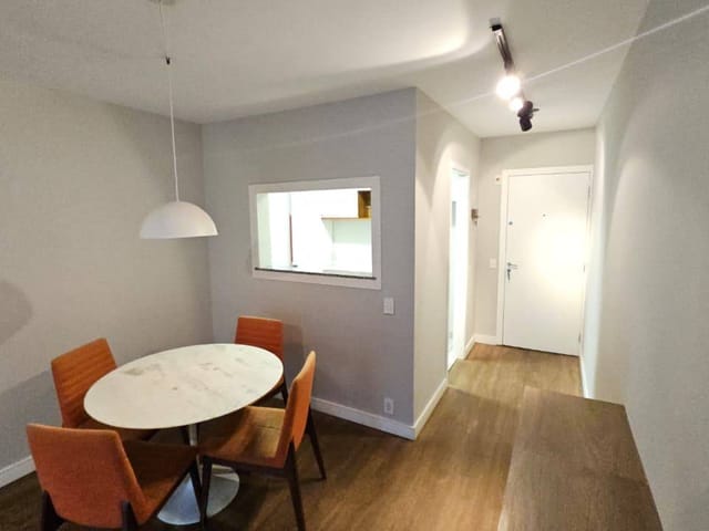 Apartamento com 75m² 3 quartos e 1 banheiro, à venda, no bairro Super Quadra Morumbi em São Paulo