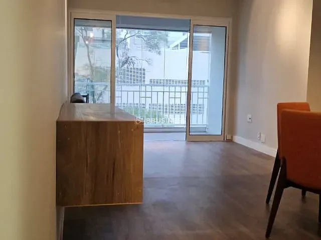 Apartamento com 75m² 3 quartos e 1 banheiro, à venda, no bairro Super Quadra Morumbi em São Paulo