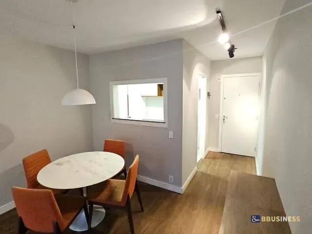 Apartamento com 75m² 3 quartos e 1 banheiro, à venda, no bairro Super Quadra Morumbi em São Paulo