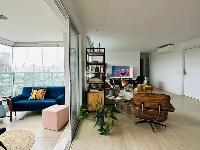 Apartamento 4 quartos e 5 banheiros, à venda, no bairro Campo Belo em São Paulo