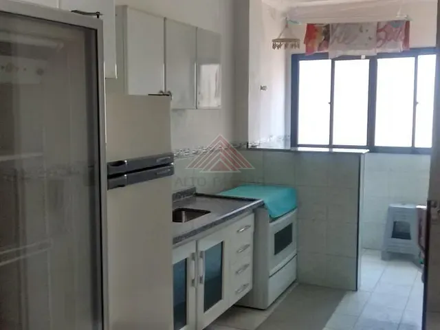 Apartamento 2 quartos e 2 banheiros, à venda, no bairro Tupi em Praia Grande