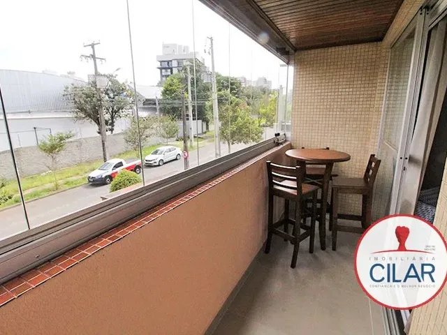 Apartamento 3 quartos e 2 banheiros, à venda, no bairro Água Verde em Curitiba