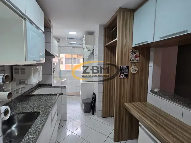 Apartamento com 127m² 3 quartos e 2 banheiros, à venda, no bairro Centro em Londrina