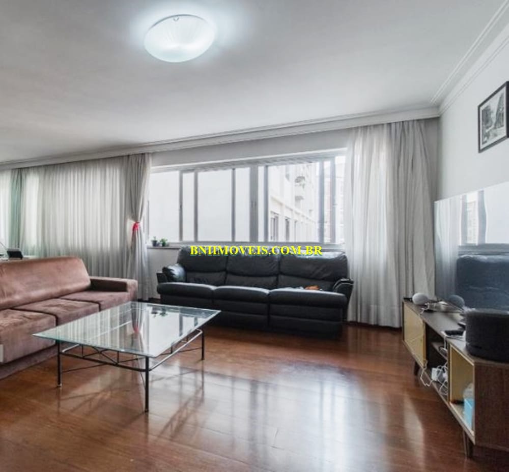 Apartamento à venda e aluguel com 3 quartos, 200m² - Foto 1