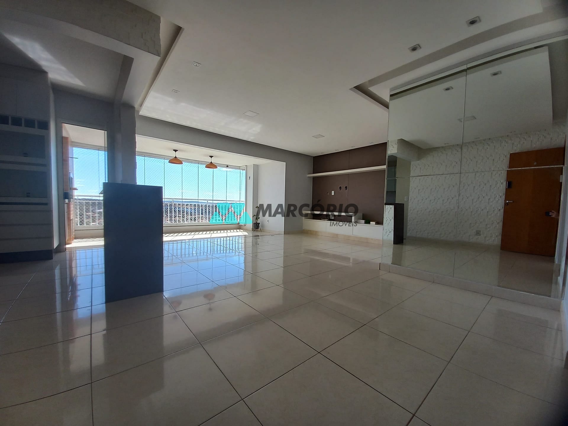 Apartamento à venda com 3 quartos, 106m² - Foto 3