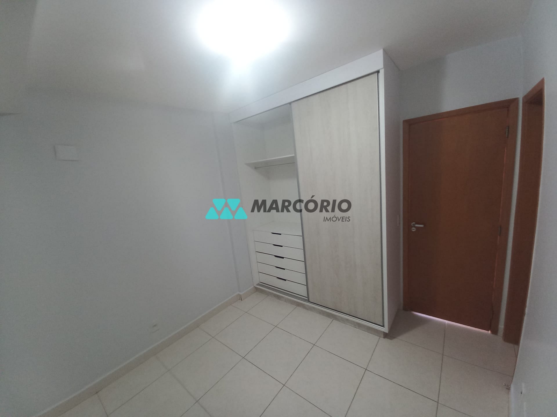 Apartamento à venda com 3 quartos, 106m² - Foto 15