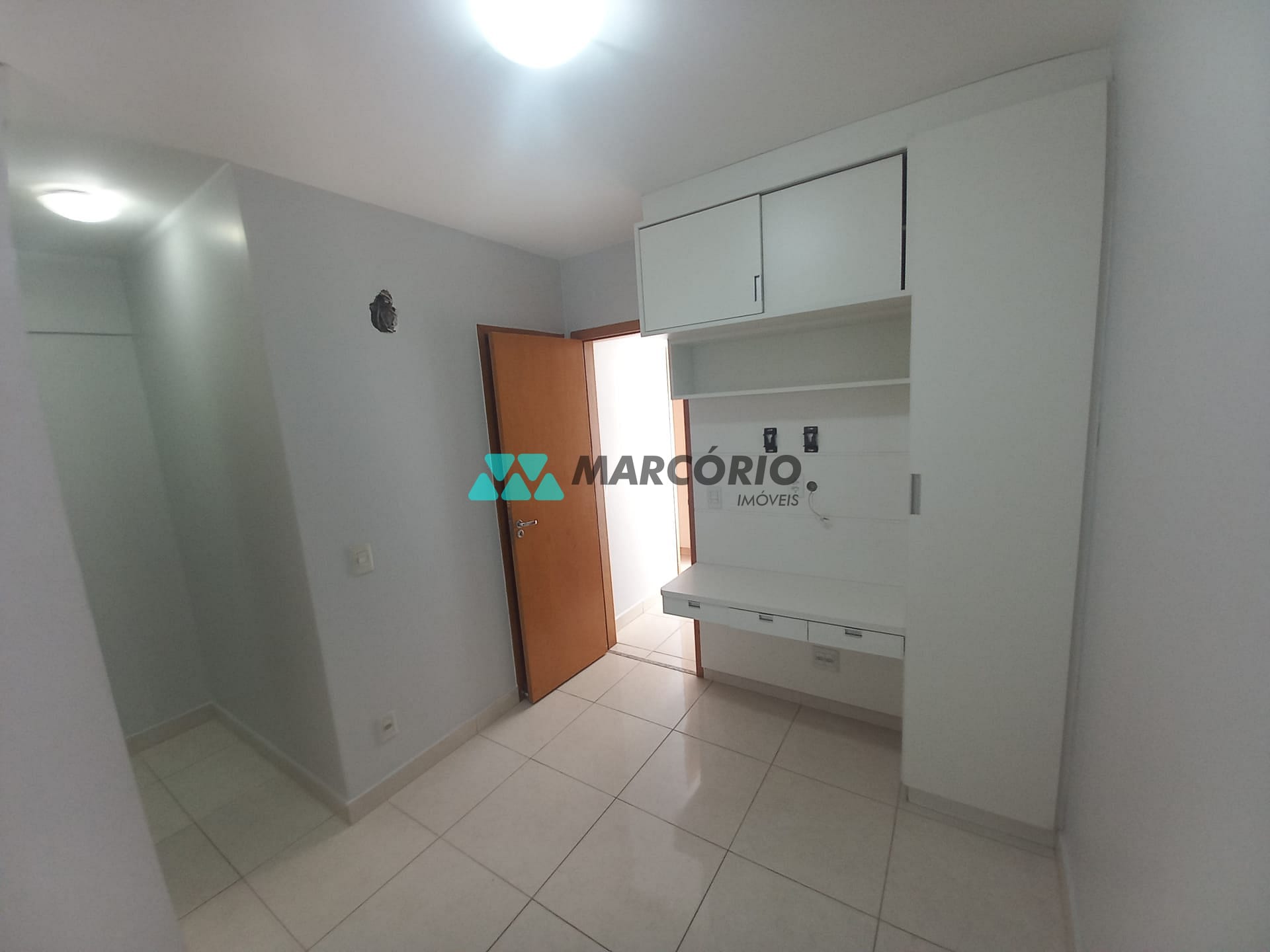 Apartamento à venda com 3 quartos, 106m² - Foto 19