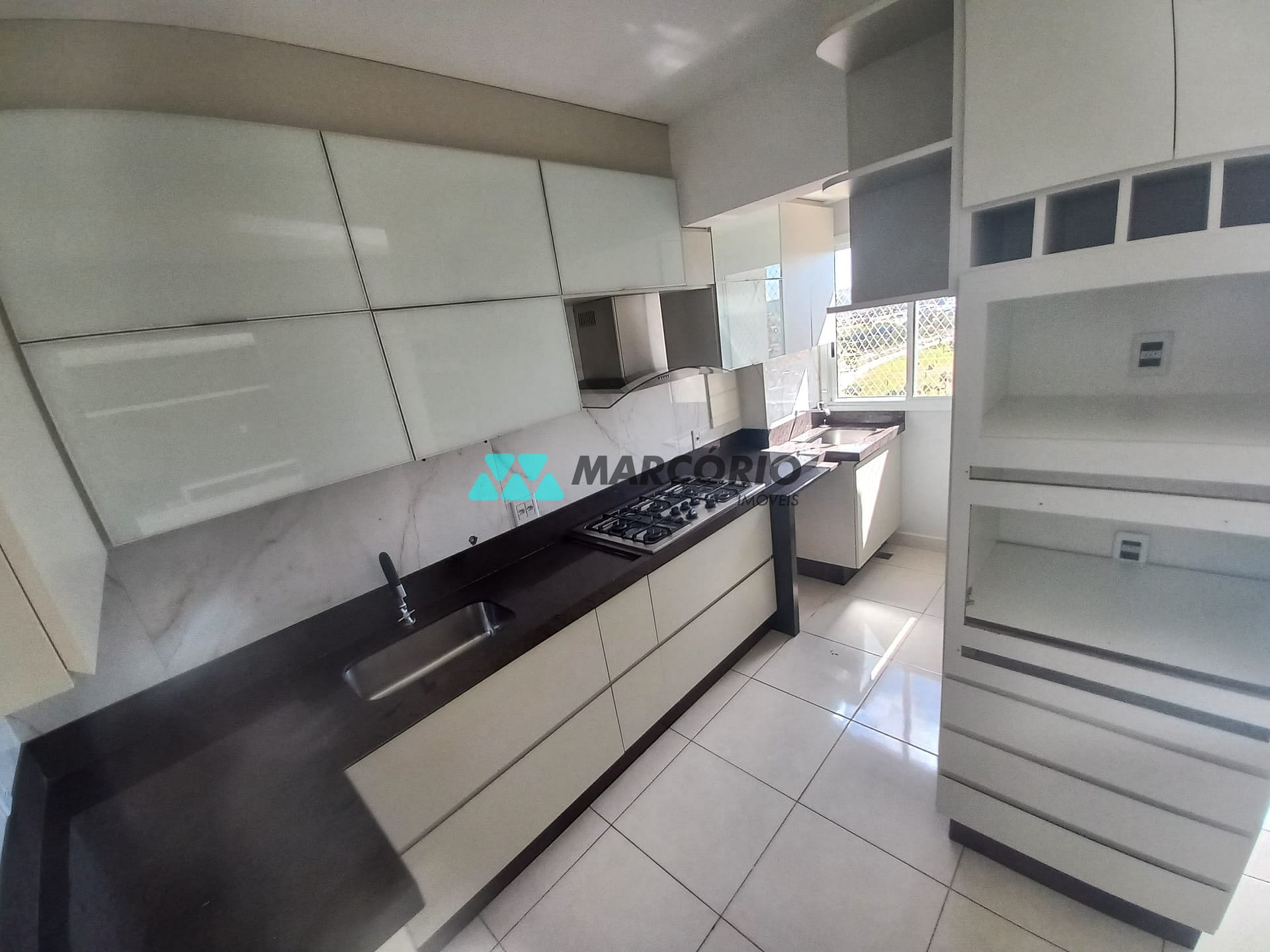 Apartamento à venda com 3 quartos, 106m² - Foto 9