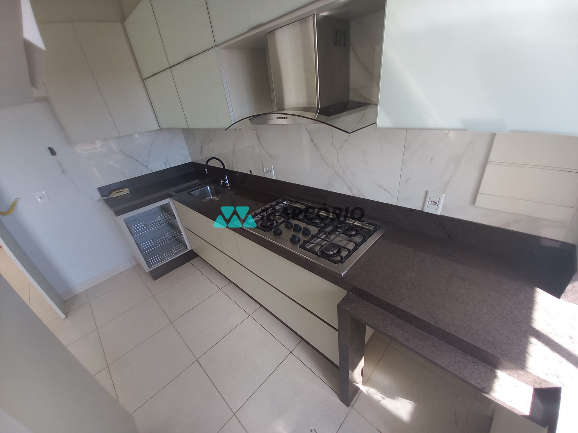 Apartamento à venda com 3 quartos, 106m² - Foto 12