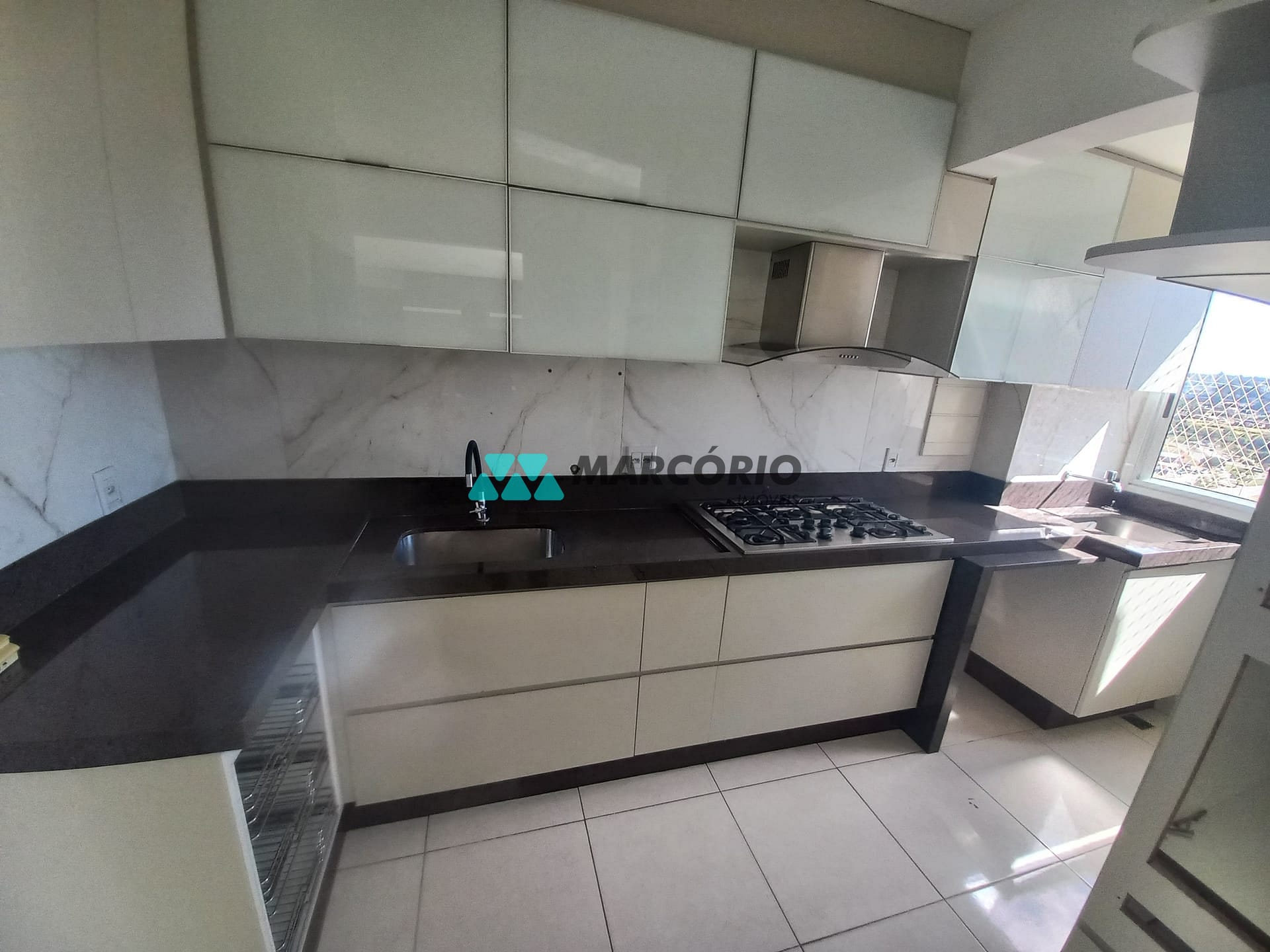 Apartamento à venda com 3 quartos, 106m² - Foto 11