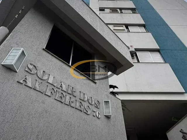 Apartamento com 112m² 3 quartos e 2 banheiros, à venda, no bairro Vila Penteriche em Londrina