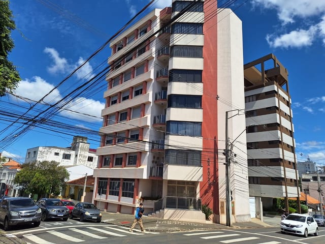 Apartamento à venda central com 2 vagas de garagem