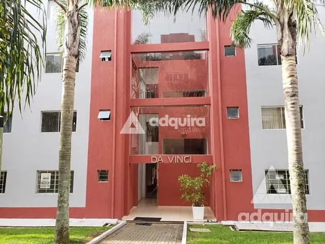 Apartamento à venda, no bairro Uvaranas em Ponta Grossa