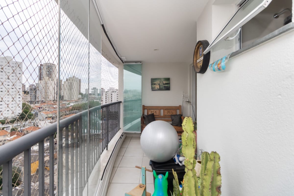 Foto do Apartamento-Apartamento tipo para venda em Vila Gumercindo com 3 quartos, sendo 1 suíte, 80m²