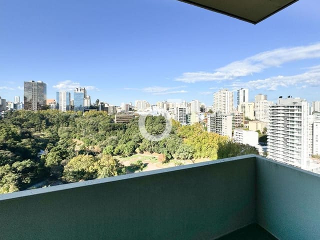 Apartamento 4 quartos e 3 banheiros, à venda, no bairro Exposição em Caxias do Sul