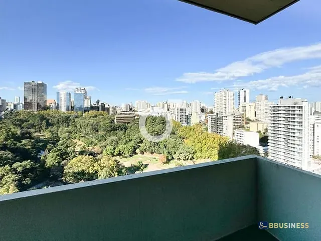 Apartamento 4 quartos e 3 banheiros, à venda, no bairro Exposição em Caxias do Sul