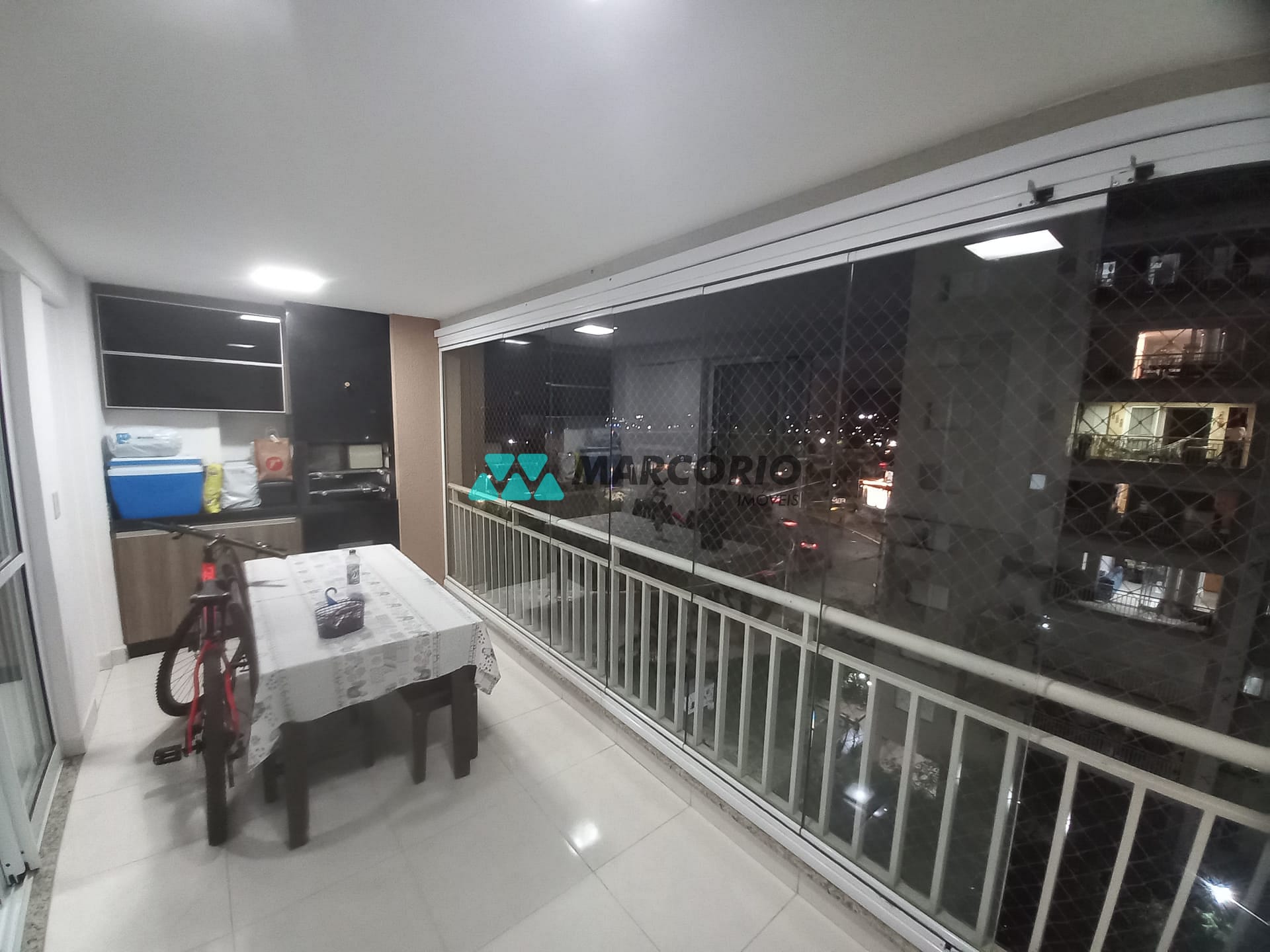 Apartamento à venda com 3 quartos, 106m² - Foto 7