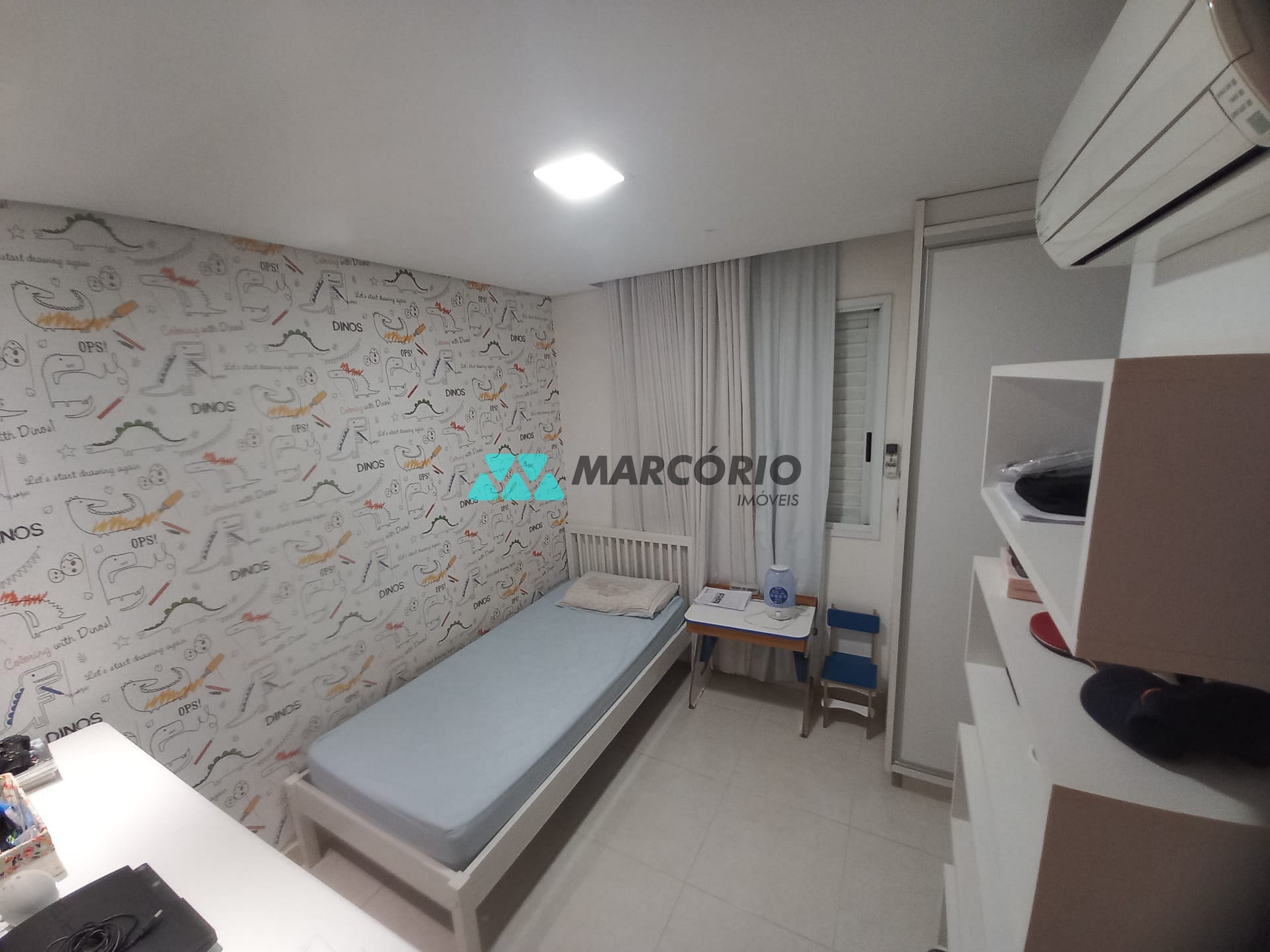 Apartamento à venda com 3 quartos, 106m² - Foto 9