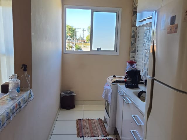 Apartamento 2 quartos e 1 banheiro, à venda, no bairro Jardim Eloyna em Pindamonhangaba