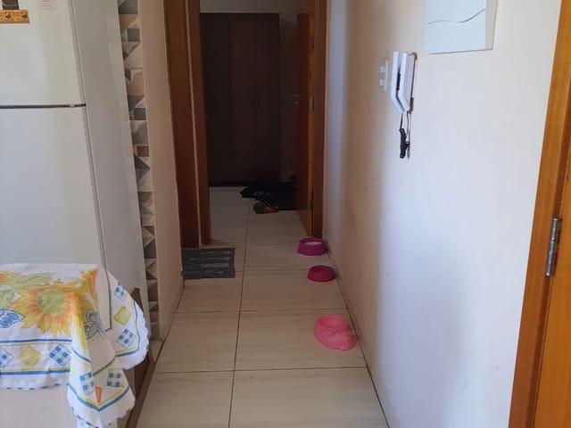Apartamento 2 quartos e 1 banheiro, à venda, no bairro Jardim Eloyna em Pindamonhangaba