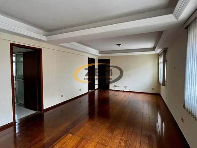 Apartamento com 189m² 3 quartos e 3 banheiros, à venda, no bairro Centro em Londrina