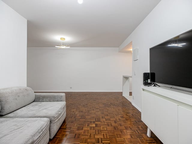 Foto do Apartamento - Apartamento tipo para venda com 3 quartos, sendo 1 suíte, 105m² | Lares e Andares Imóveis