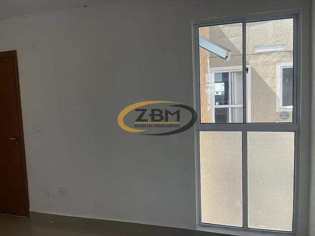 Apartamento com 55m² 2 quartos e 1 banheiro, à venda ou para alugar, no bairro Acquaville em Londrina