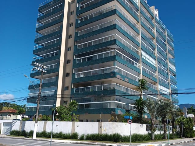 Apartamento com 82m² 2 quartos e 2 banheiros, para alugar, no bairro Centro em Bertioga