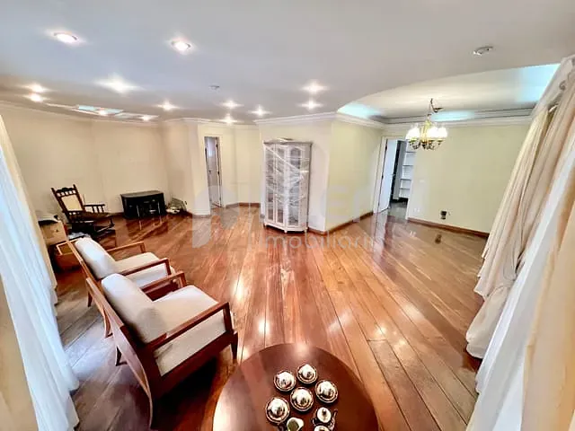 Apartamento 3 quartos e 4 banheiros, à venda, no bairro Santana em Rua Voluntários da Pátria