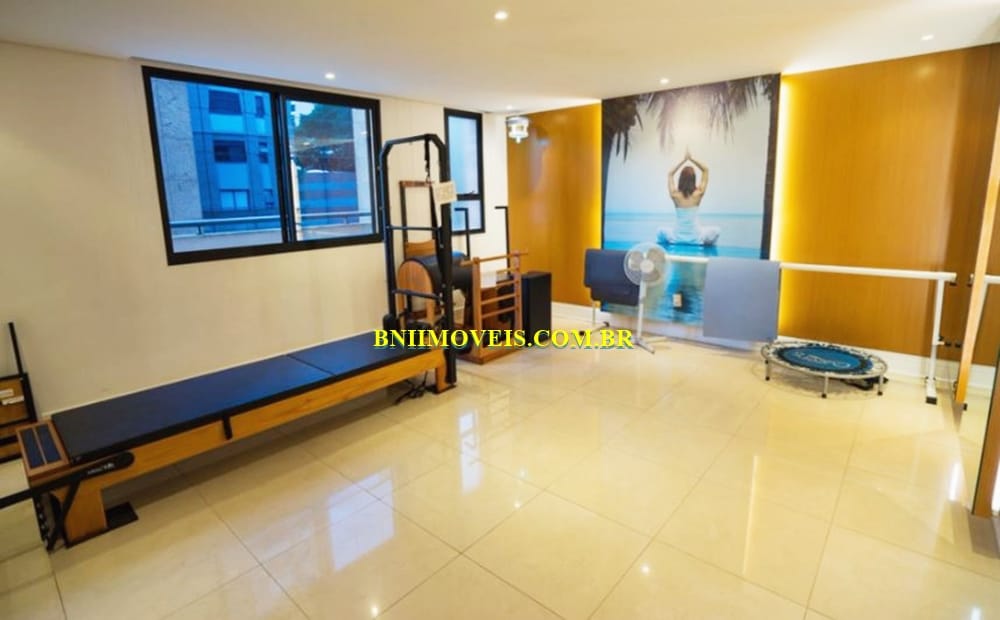 Apartamento para alugar com 2 quartos, 145m² - Foto 8