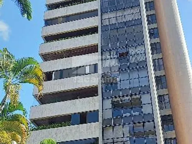 Apartamento 4 quartos e 1 banheiro, à venda, no bairro Apipucos em Recife