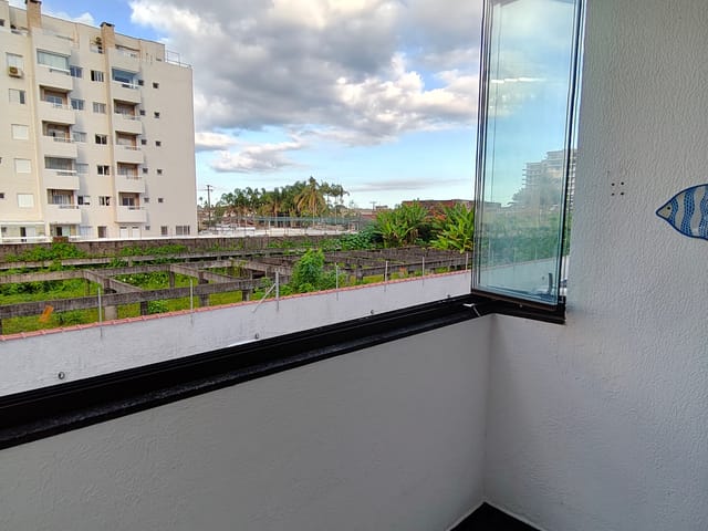 Apartamento 2 quartos e 1 banheiro, à venda, no bairro Rio da Praia em Bertioga