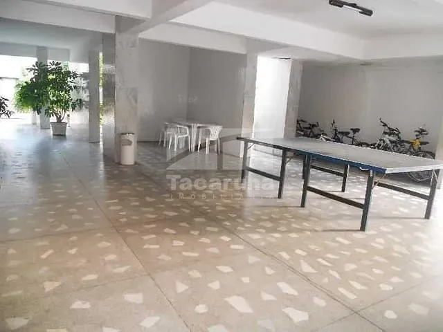 Apartamento 4 quartos e 1 banheiro, à venda, no bairro Espinheiro em Recife