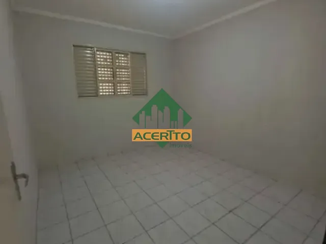 Apartamento com 50m² 2 quartos e 1 banheiro, à venda, no bairro Conjunto Habitacional Doutor Antônio Villela Silva em Araçatuba