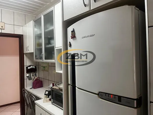 Apartamento com 119m² 3 quartos e 2 banheiros, à venda, no bairro Centro em Londrina