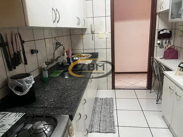 Apartamento com 119m² 3 quartos e 2 banheiros, à venda, no bairro Centro em Londrina